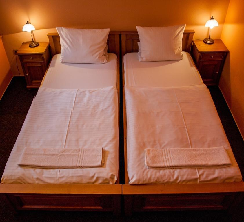 Hotel A Restaurace U Hrncire Kutná Hora Δωμάτιο φωτογραφία